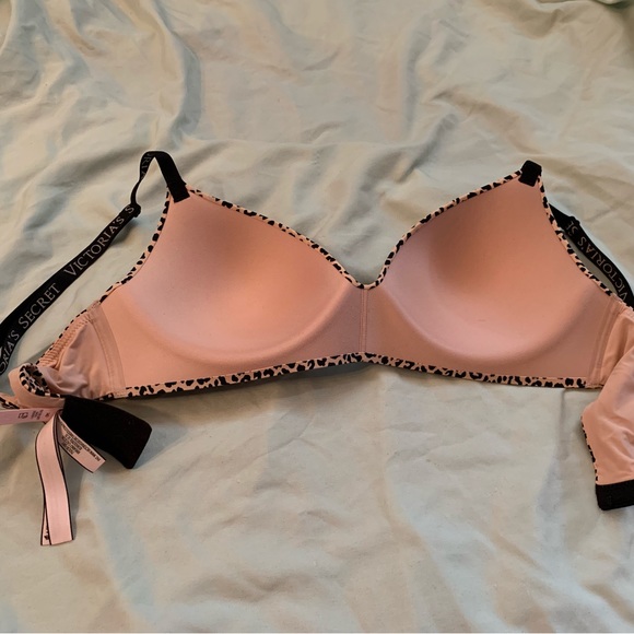 Victoria’s Secret bra - Picture 2 of 3